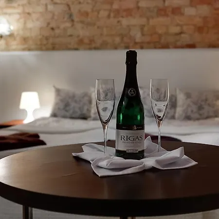 Janne Hotel With Self Check-In