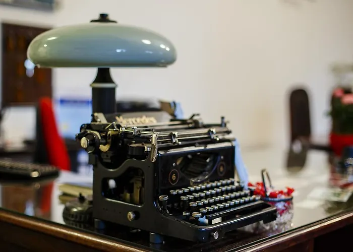 Janne With Self Check-in Hotel