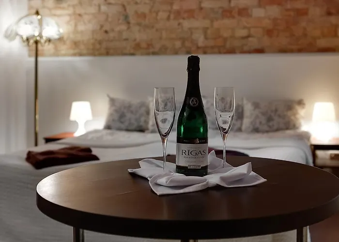 Janne With Self Check-in