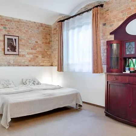Janne Hotel 3*